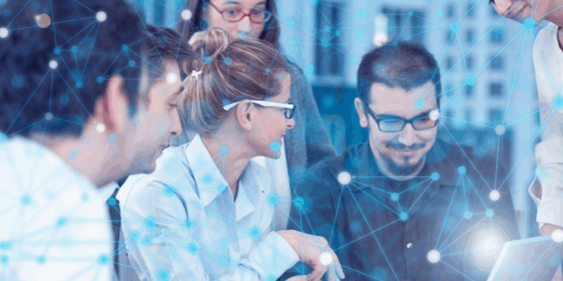 Clinical Team with laptops(17) Advantages of healthcare registries for patients and providers